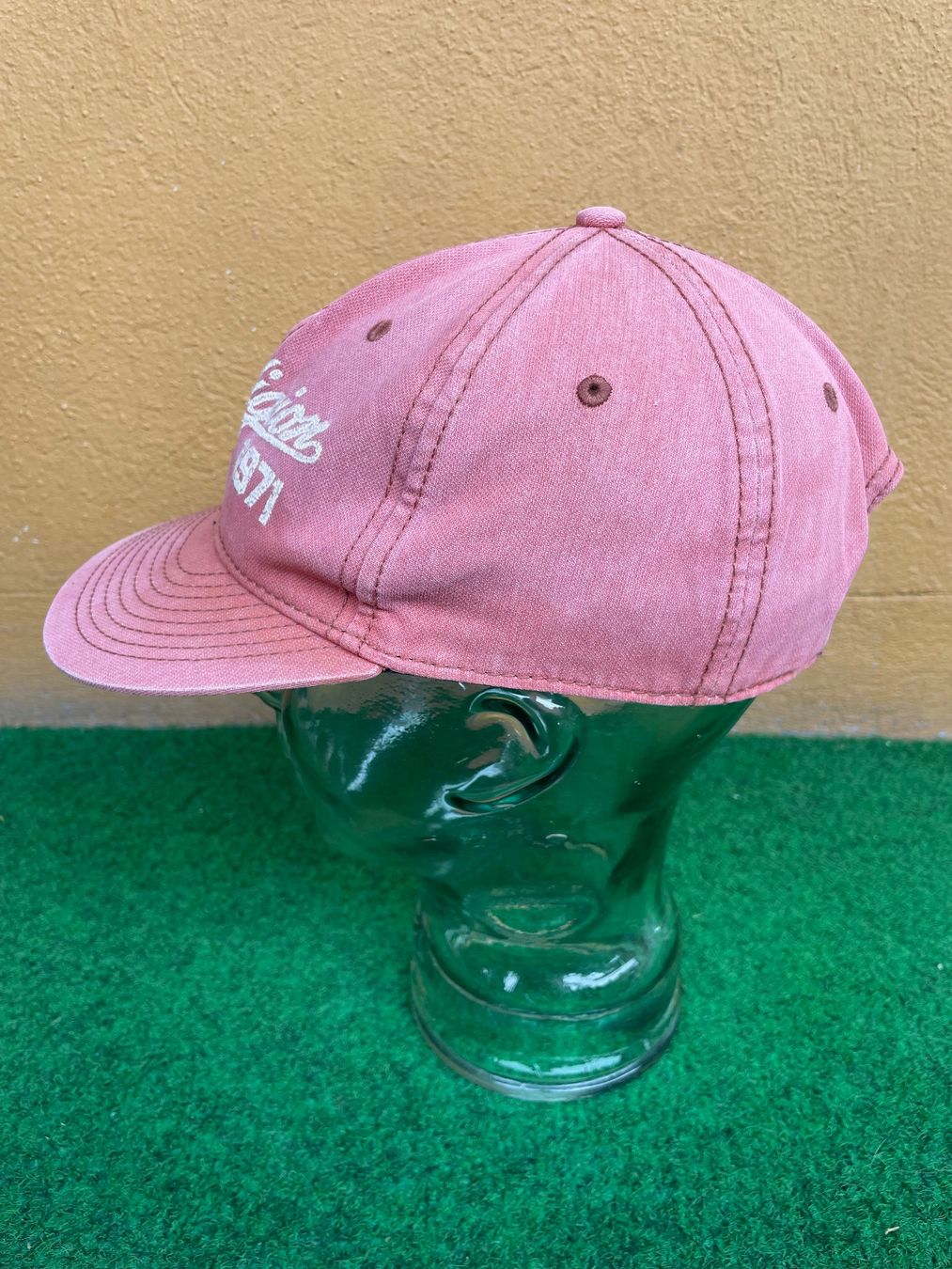 Copricapi, berretti & cappellini: Vintage Y2K True religion 6-Panel Cap Leather Strap – Usato da Zürich venduto da le_souk 1