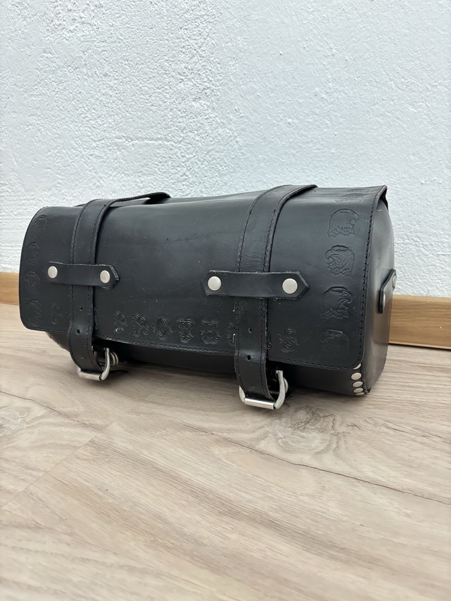 Topcase: Tool Bag Custom Moto Cruiser/Chopper in Pelle – Usato da Montagnola venduto da iva_qvx9 1