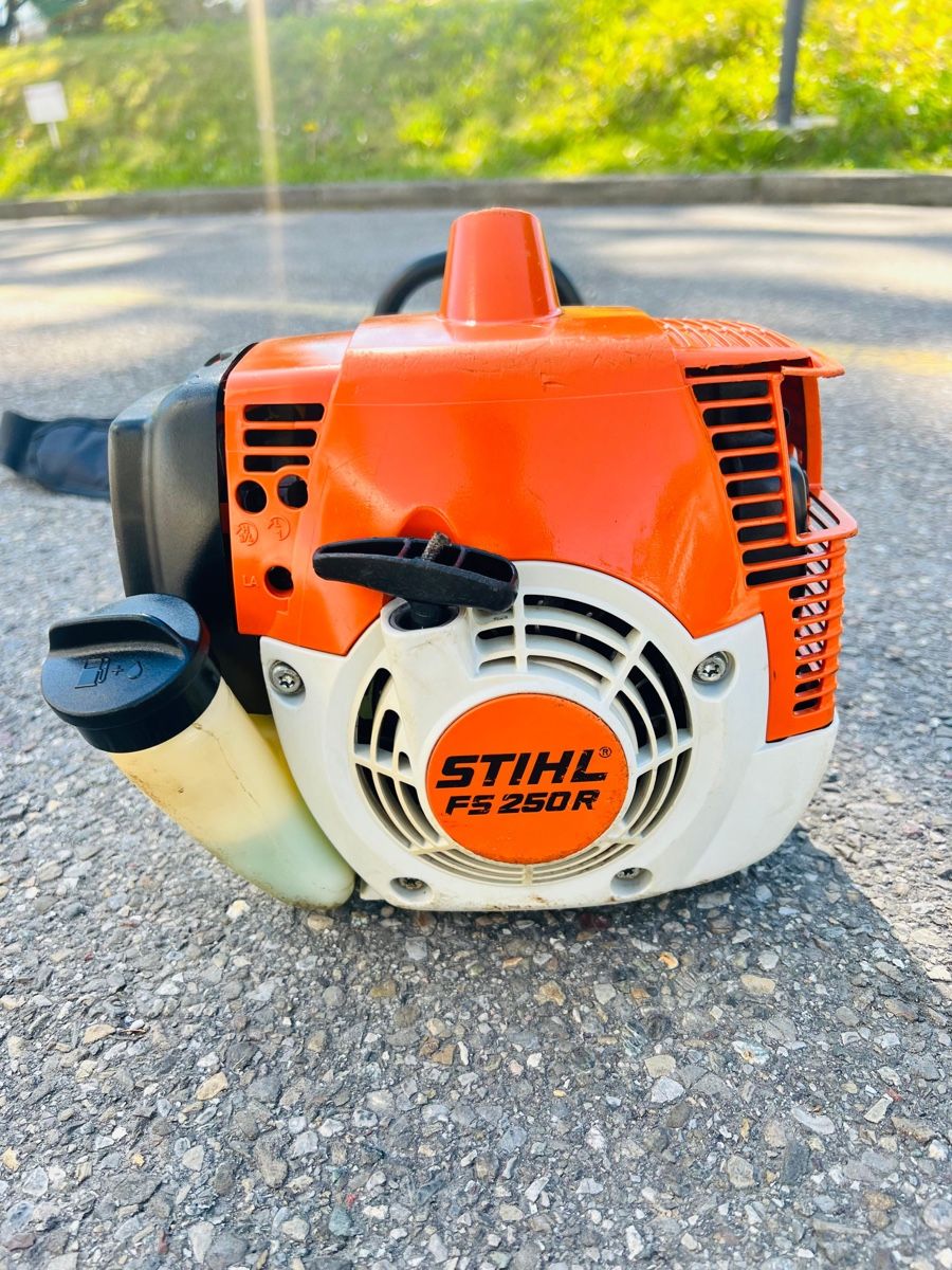 Stihl Alle Werkzeuge: Heckenschere Stihl FS 250 R Profi – Gebraucht aus Urdorf von mas_5wfz 2