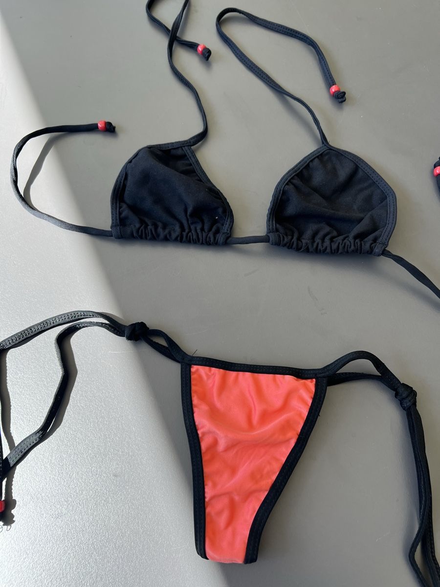 Costumi da bagno & Bikini: Bikini Brazilian – Nuovo (secondo la descrizione) da Eglisau venduto da Hermes10 1