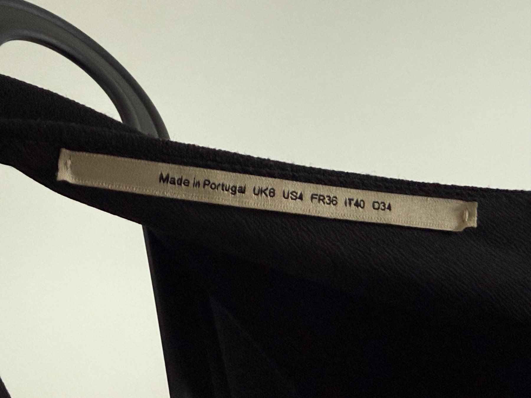 Roland Mouret Kleider: Roland Mouret Kleid Gr 8 passt 36 – Gebraucht aus Fehraltorf von freeform2020 2