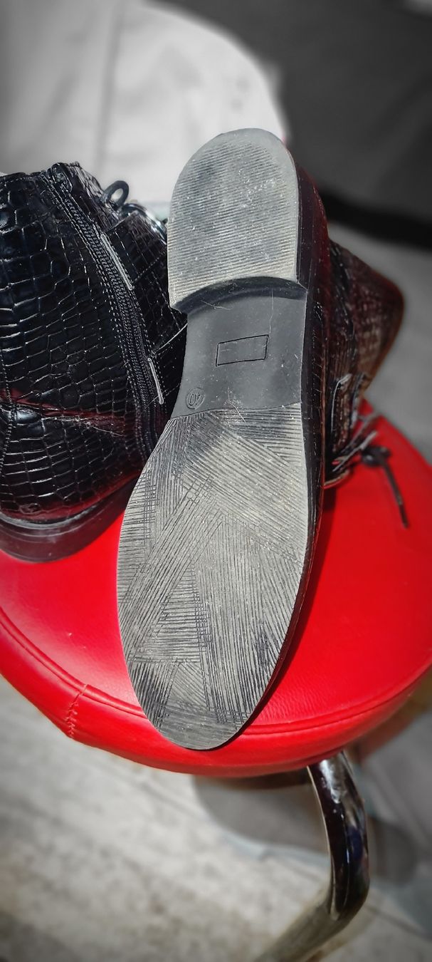 Scarpe da donna: Stiefeletten – Nuovo (secondo la descrizione) da Bellerive VD venduto da Hermes5 2