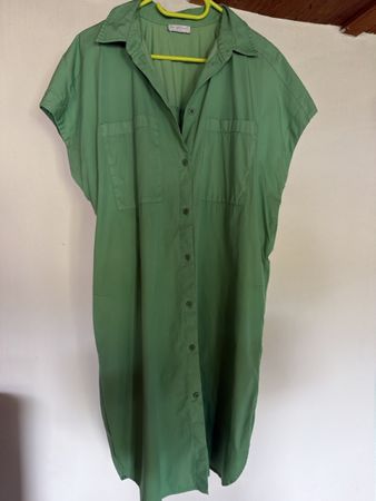 Hemdblusenkleid grün Grösse 42/44 guter Zustand