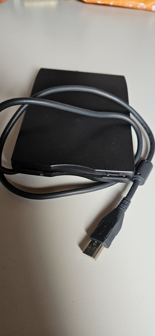 Dell PCs: Dell Floppy Drive Module 2005  – Gebraucht aus Belp von Ginus85