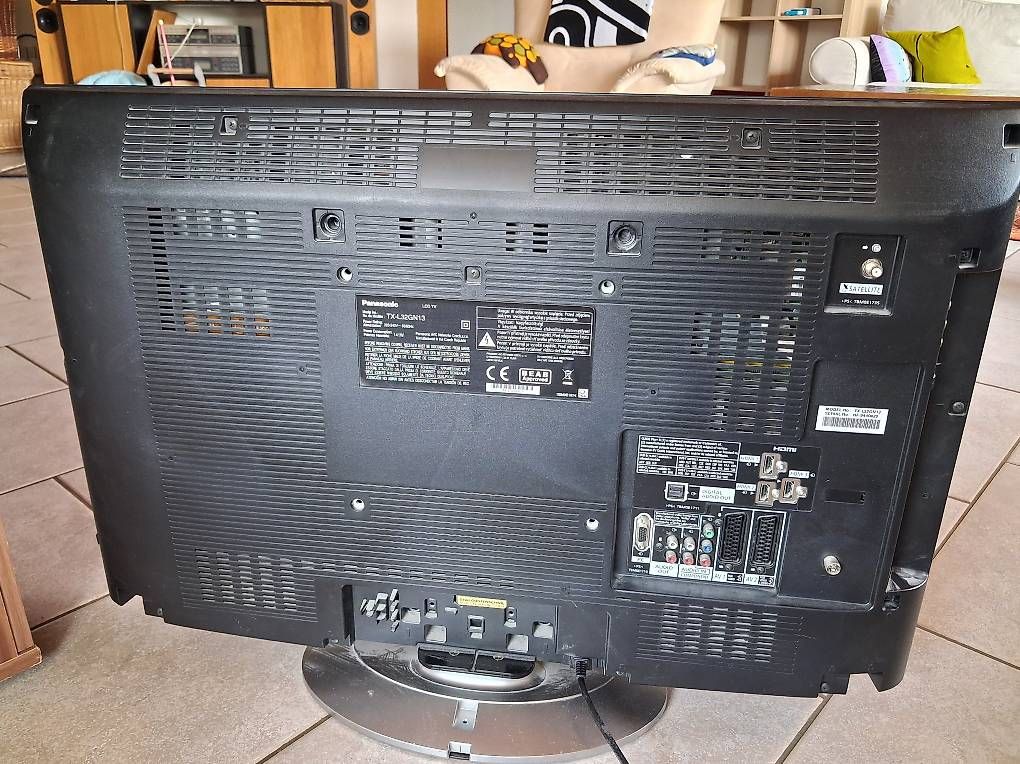 Panasonic Televisori: Fernseher TV Panasonic TX-L32GN13 – Usato da Uffikon venduto da JosMika2000 1
