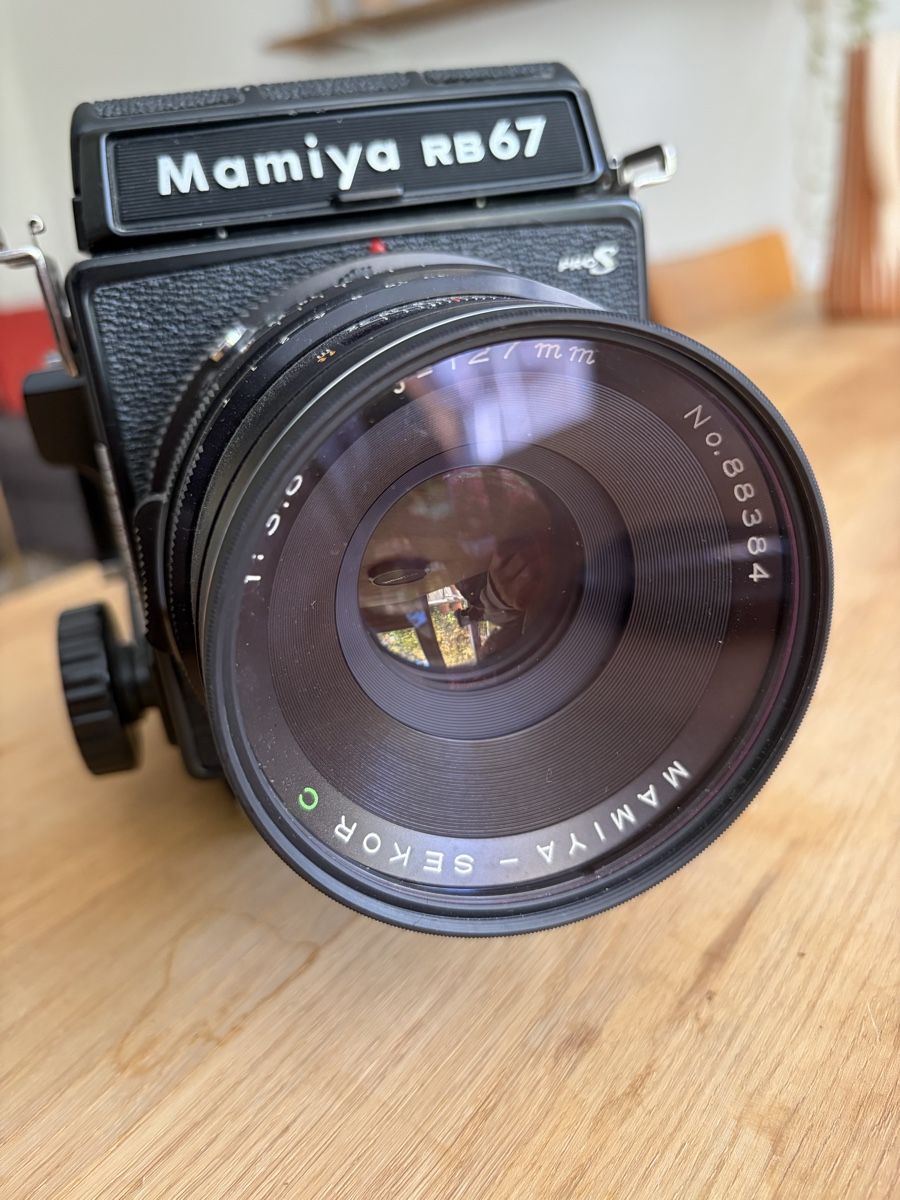 Mamiya Fotocamera: Mittelformatkamera Mamiya RB67 Pro-S mit 127mm Objektiv – Usato da Bern venduto da Photosimone 1