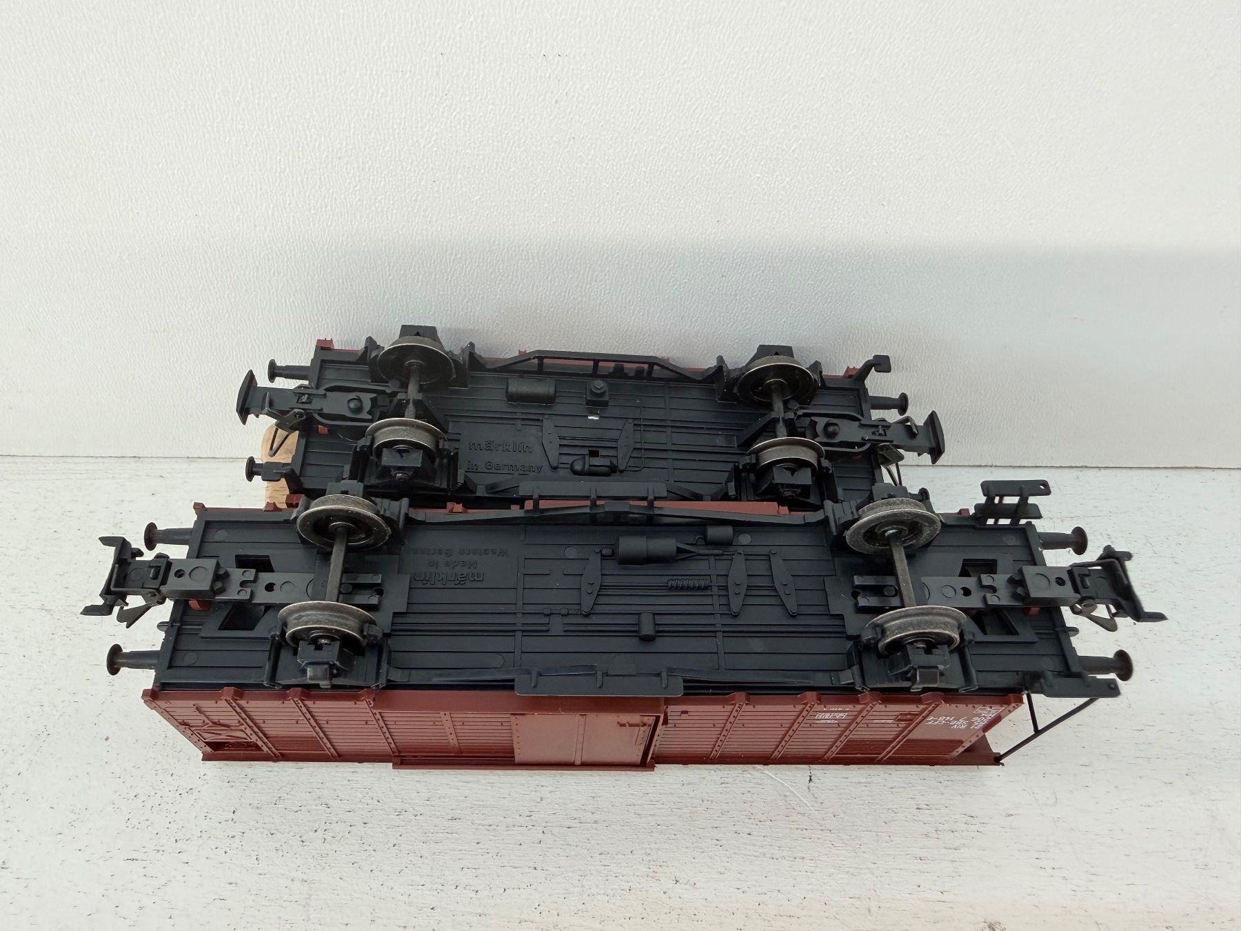 Märklin Trains électriques: Märklin 4423 +  4698 Güterwagen 2er Set der DB – D'occasion à Büsserach par ModellbahnDepot 7