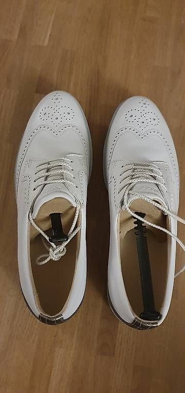 Chaussures femmes: Neue ecco Golfschuhe, Grösse 40 – D'occasion à Zürich par zuHause75 1