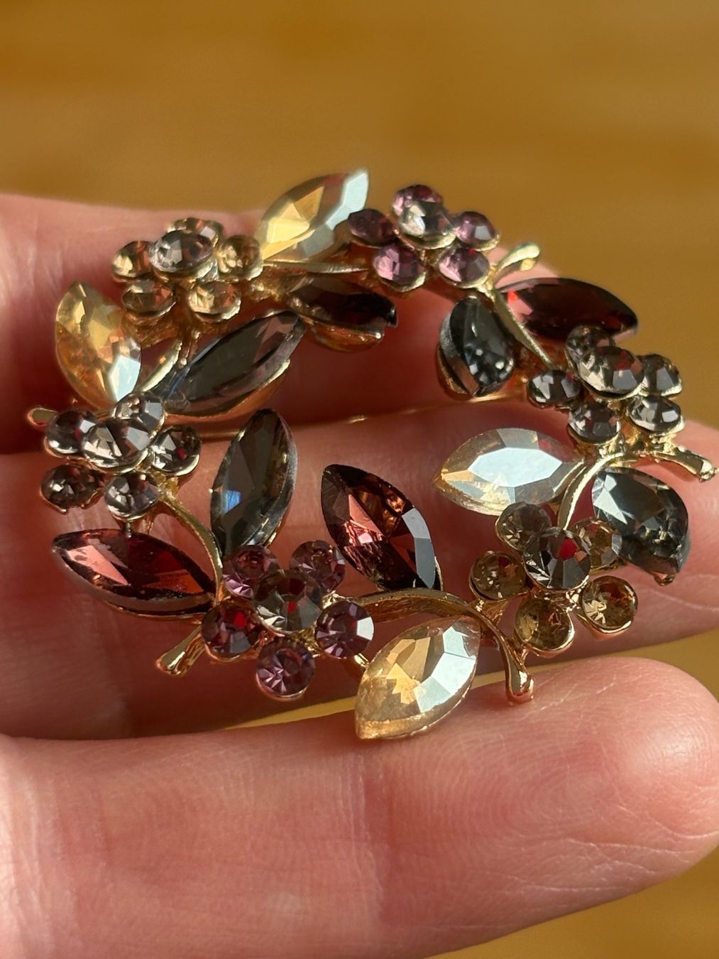 Broschen & Nadeln: Luxus Elegante  Brosche Farbe: Silber – Neu (gemäss Beschreibung) aus Biel-Bienne von Roserosse13 1