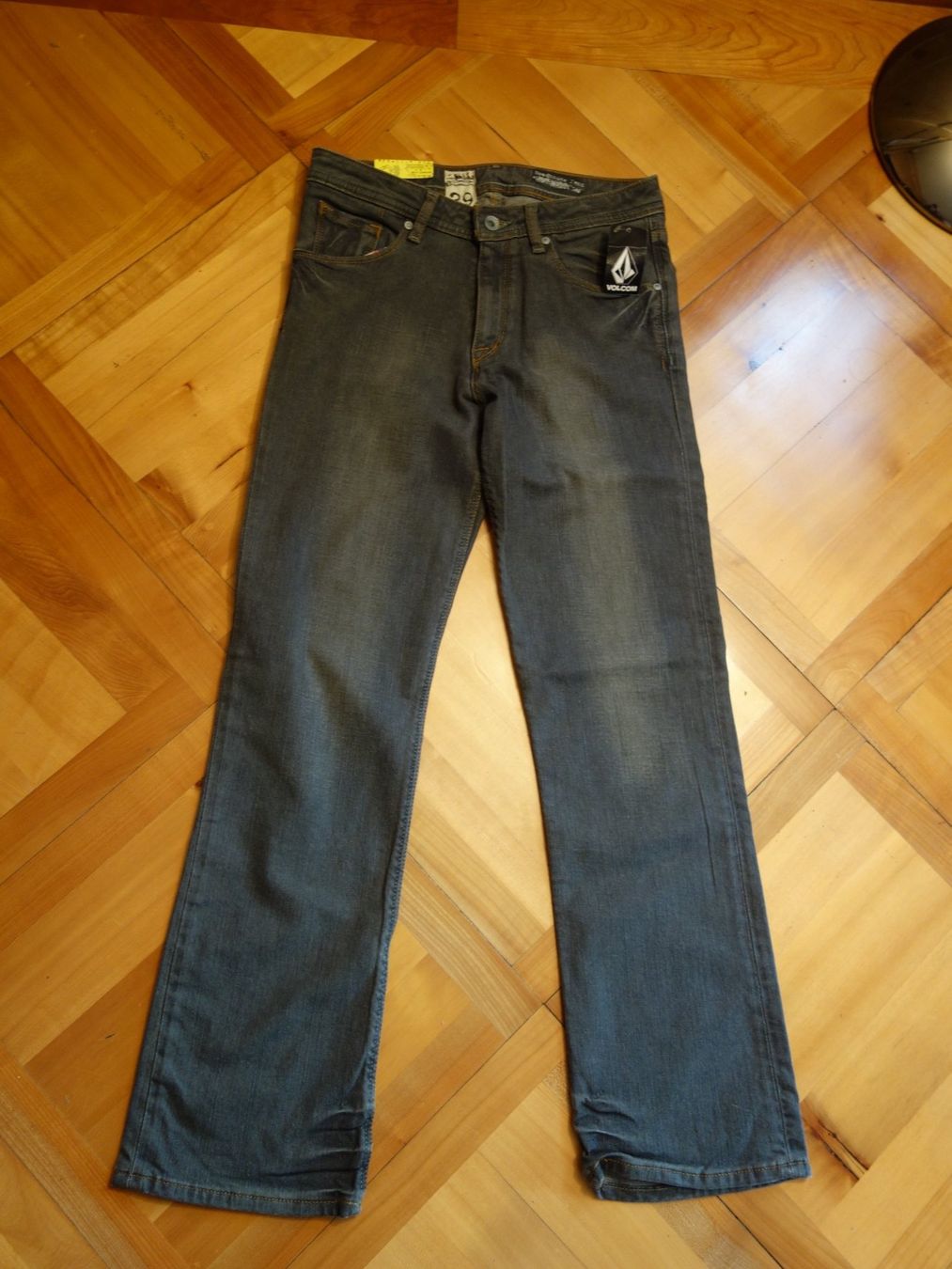 Volcom Hosen: Jeans Volcom Youth – Neu und originalverpackt aus Bubikon von An780