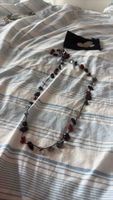 Collier perles rouges et grises, fait main, bon état