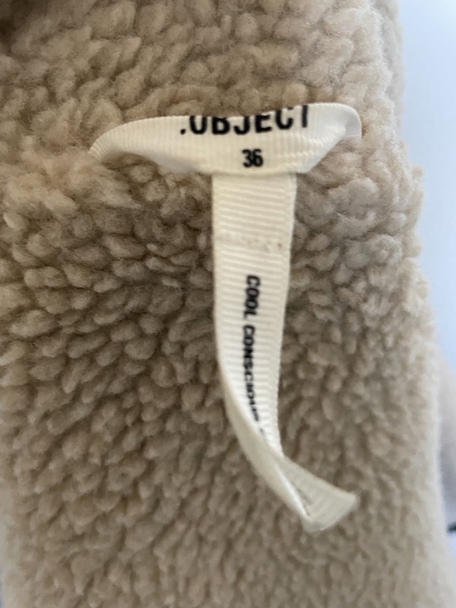 Jacken: Veste en cuir Object avec fourrure, T.36 NEUVE – Neu und originalverpackt aus Vuadens von Nina11 8