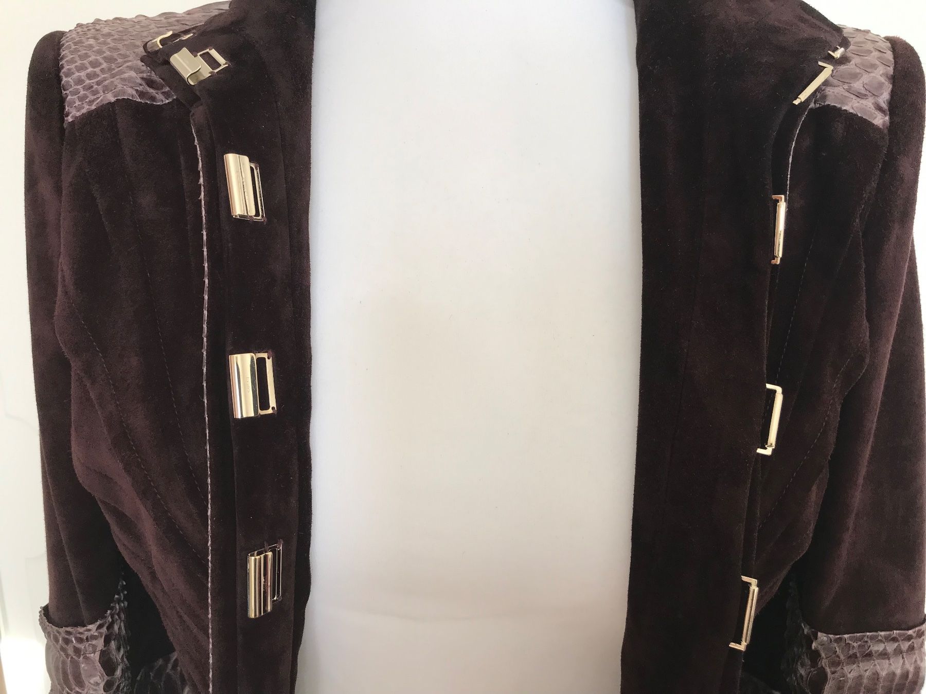 Gucci Giacche: Gucci Runway Python Jacke NP 7700 CHF Gr. IT 40 – Usato da Au SG venduto da alphajoker 7
