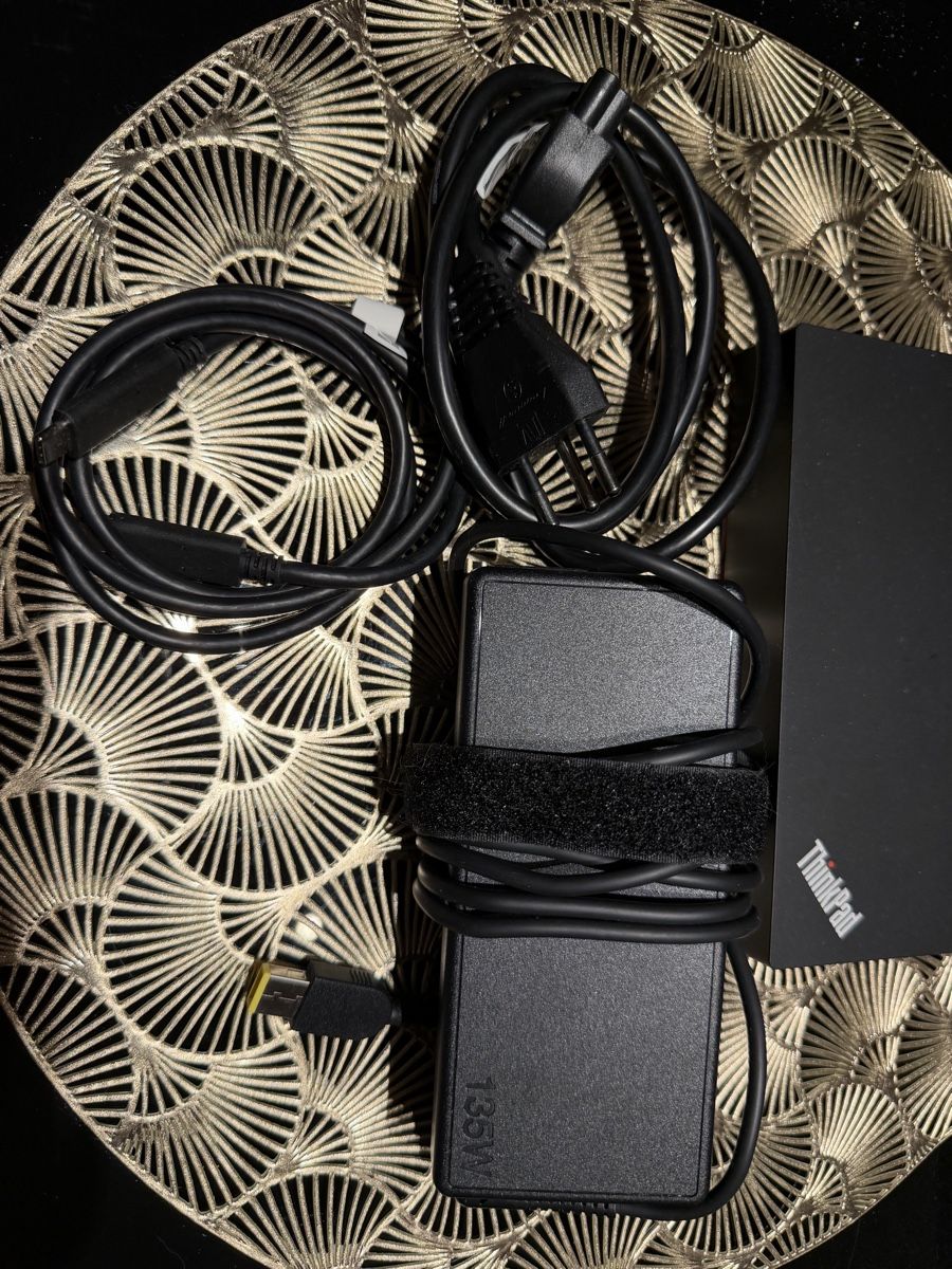 Lenovo Docking station: Lenovo ThinkPad USB-C Dockingstation - Top Zustand! – Nuovo (secondo la descrizione) da Widnau venduto da jenniferjoana 3