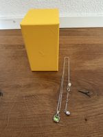 Swarovski Halskette mit grünem Anhänger in Originalbox