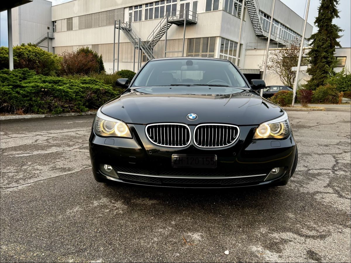 BMW Automobili: BMW 525d Limousine schwarz – Usato da Zürich venduto da Nopipo 2