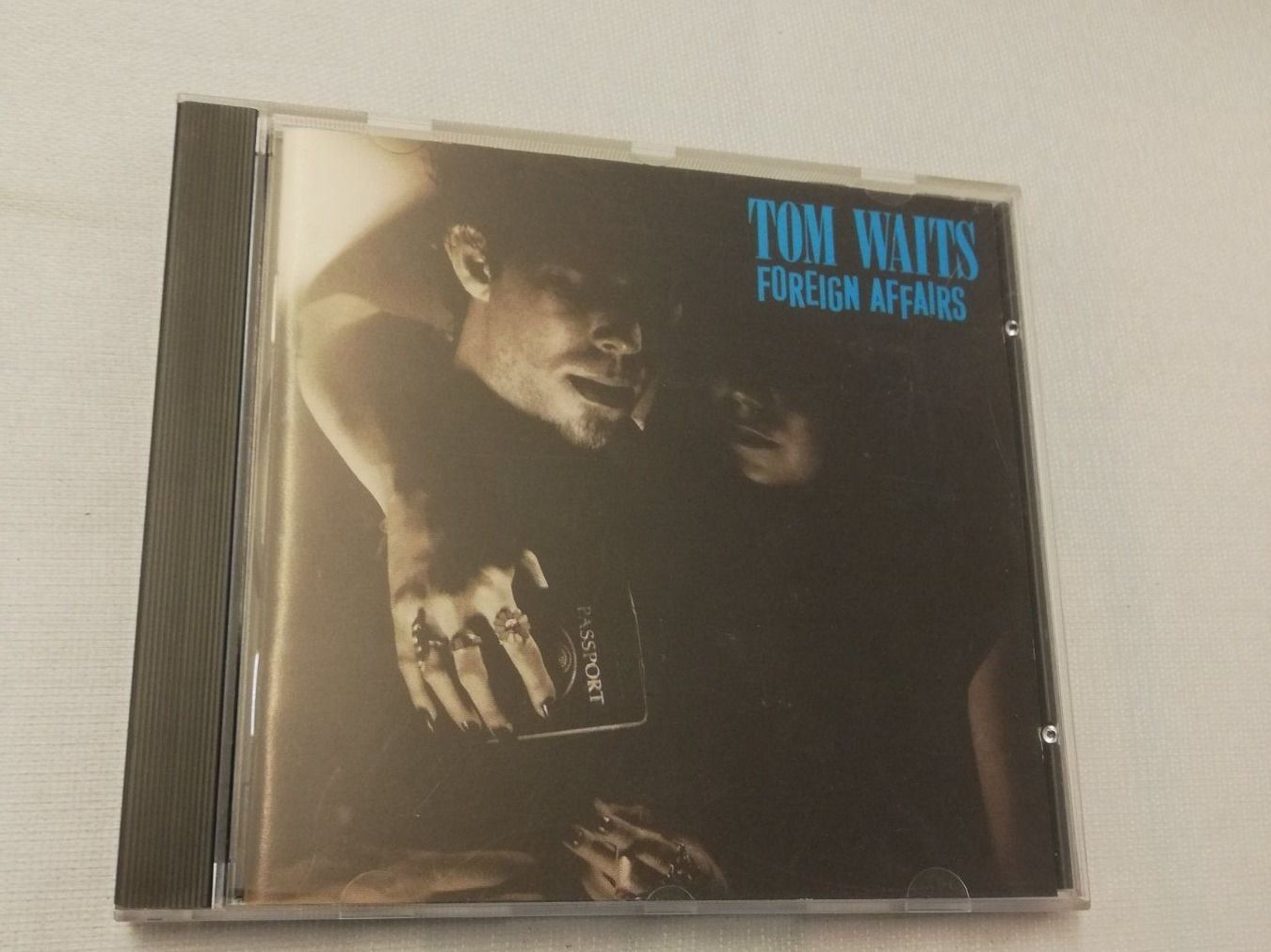 CD: TOM WAITS - FOREIGN AFFAIRS – Usato da Bern venduto da Vinylsound.ch