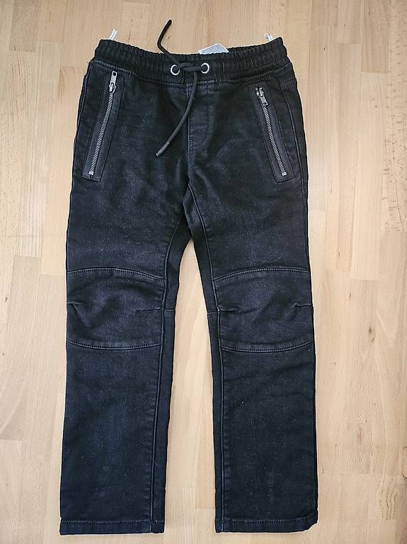 Pantaloni: Hosen – Usato da Vinelz venduto da man_t2q9
