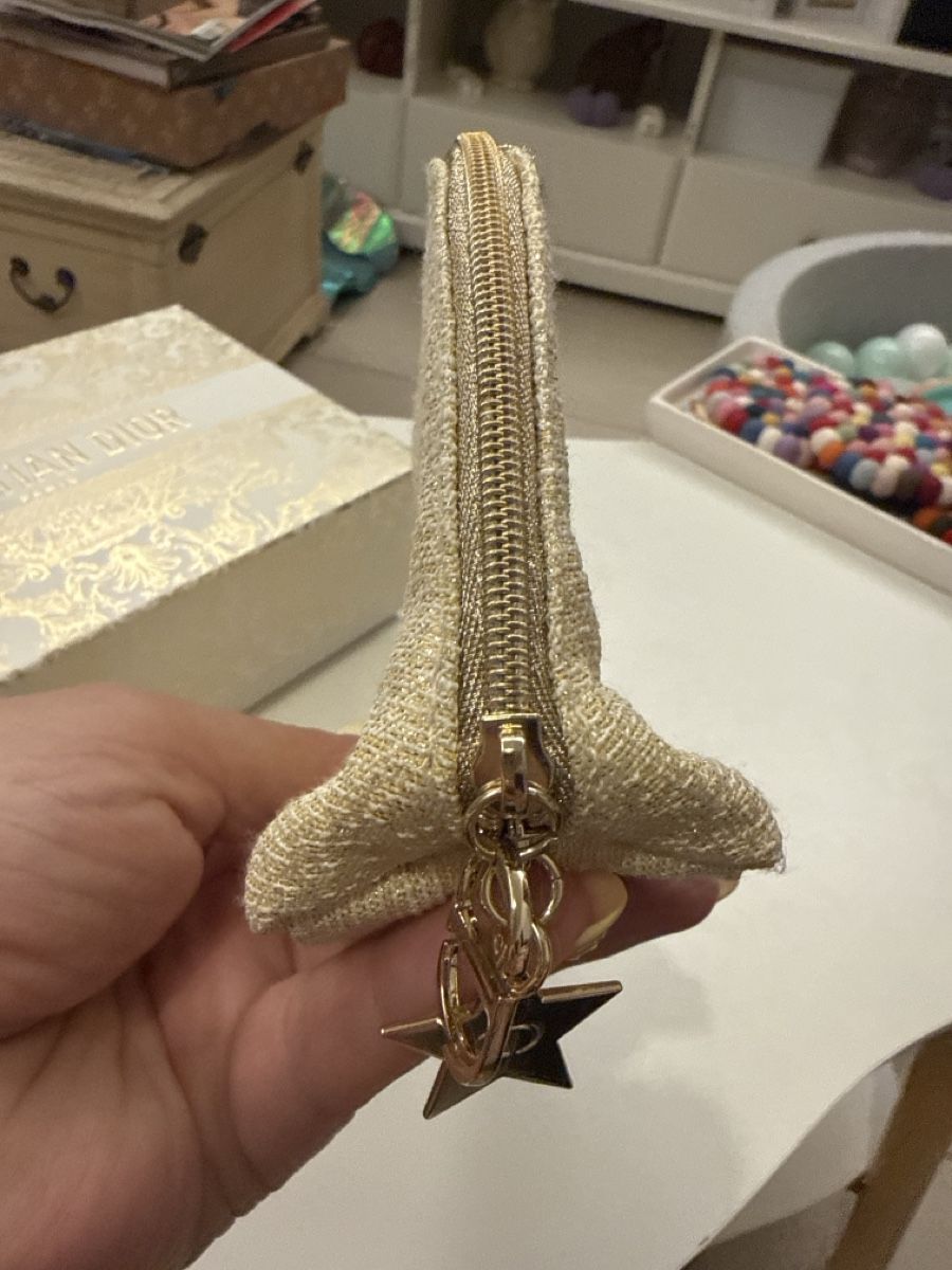 Dior Sacs: Dior pouch plus gift box – D'occasion à Mendrisio par ketolin 2