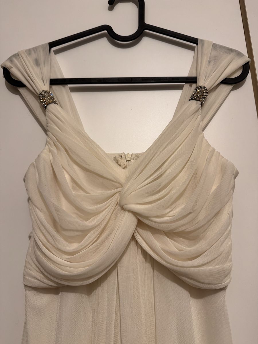 Kleider: Robe de mariage taille 36 avec foulard – Gebraucht aus La Chaux-de-Fonds von Sabinchenn 1