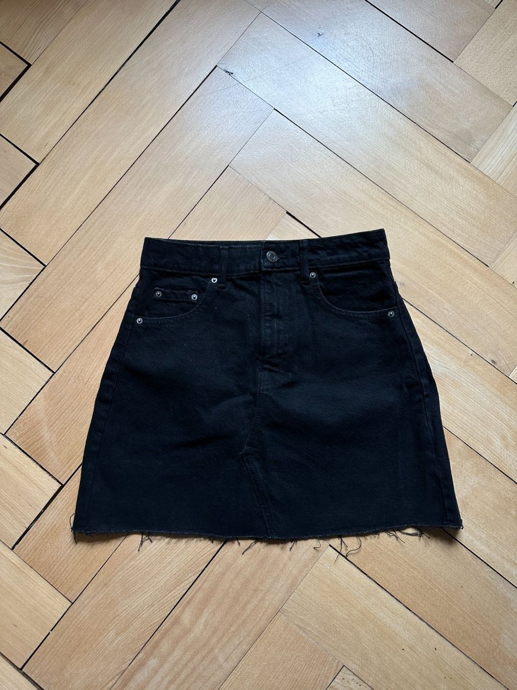 Bershka Röcke: BERSHKA - Jeansrock schwarz 36 – Gebraucht aus Zürich von Diazaio