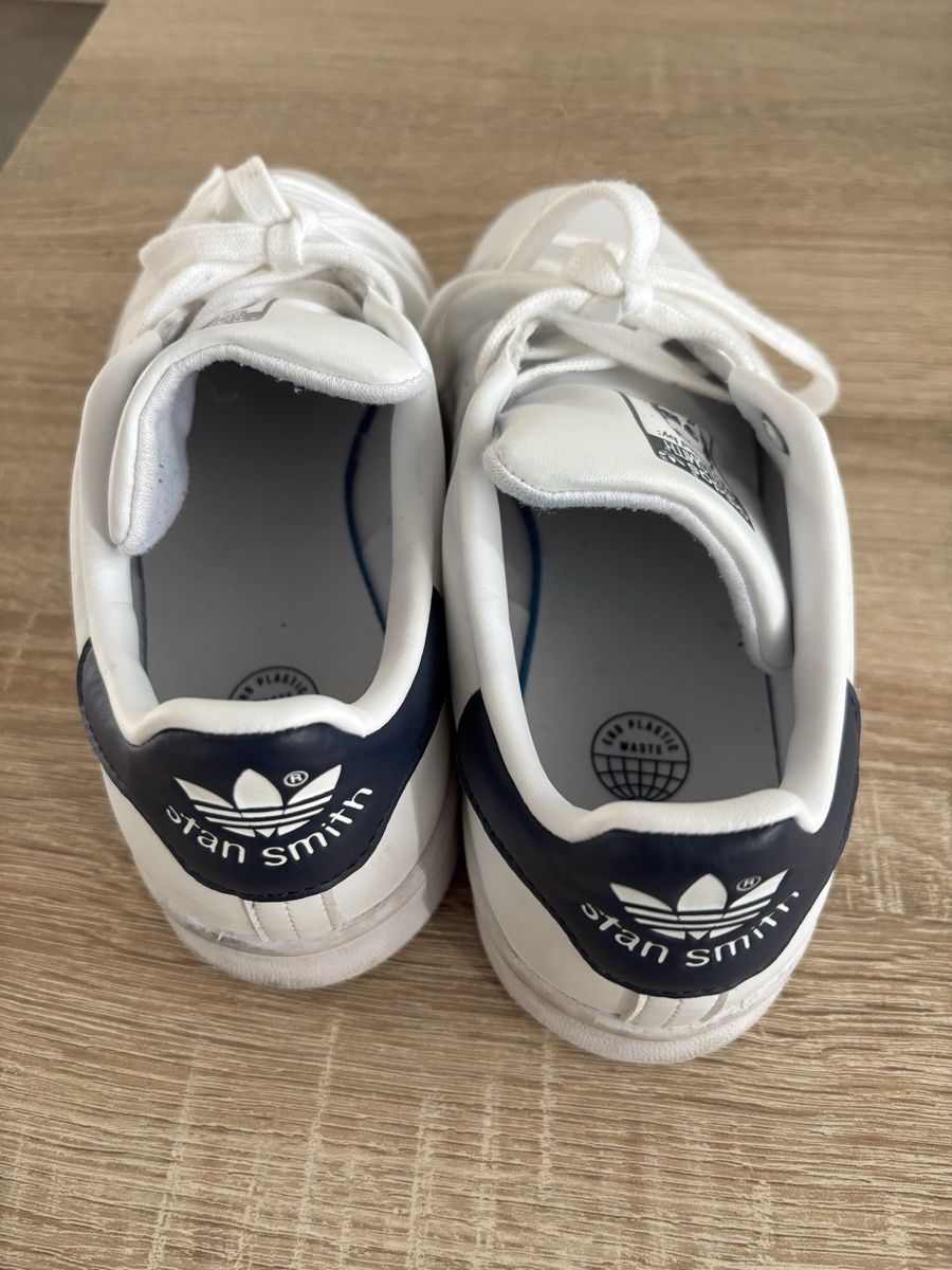 Adidas Damenschuhe: Adidas Stan Smith Sneaker weiss Grösse 37.5 – Gebraucht aus Hägendorf von Anjumi 3