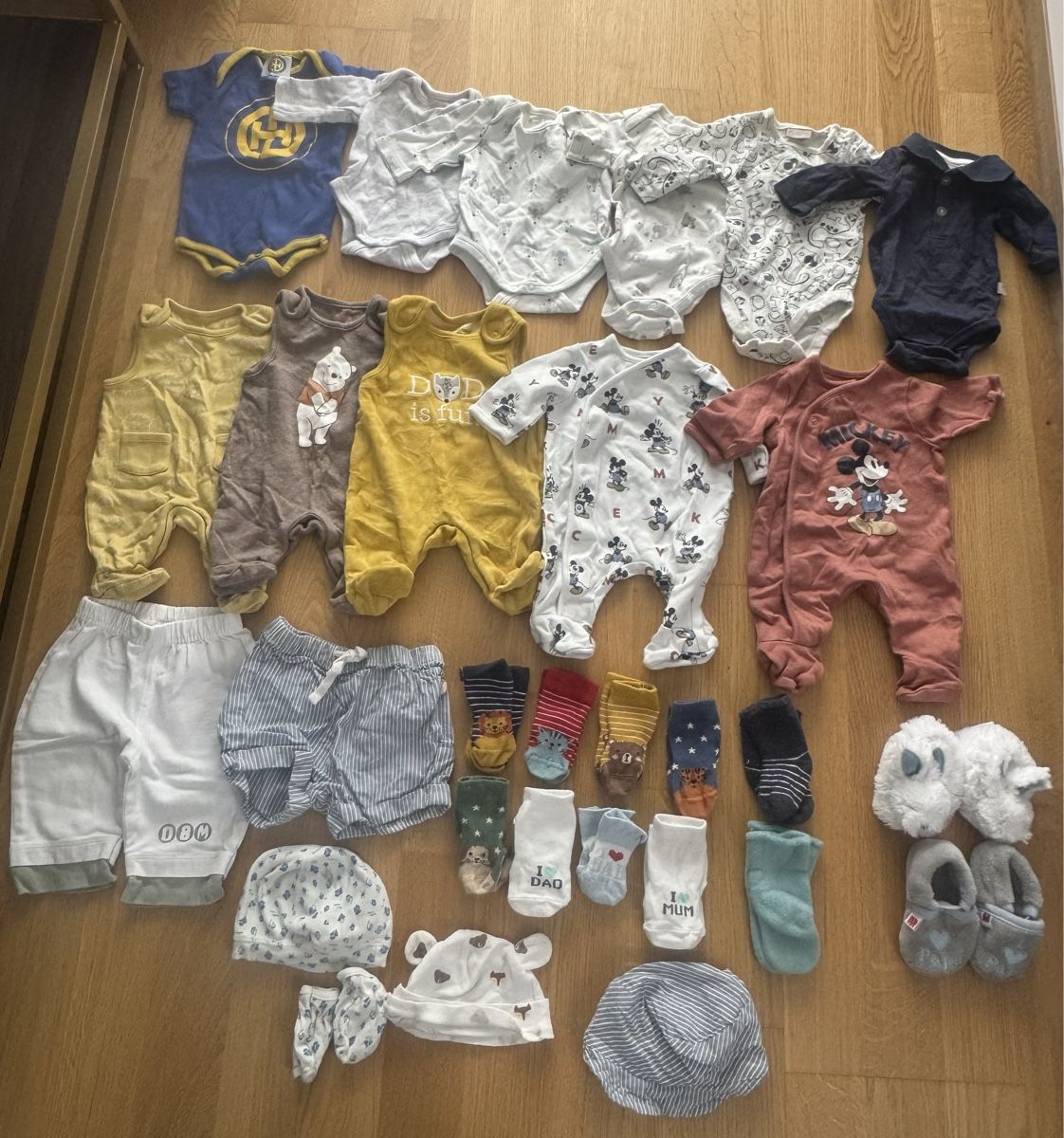 Lotti & Set di vestiti: Babykleider Gr. 50 – Usato da Luzern venduto da fiai
