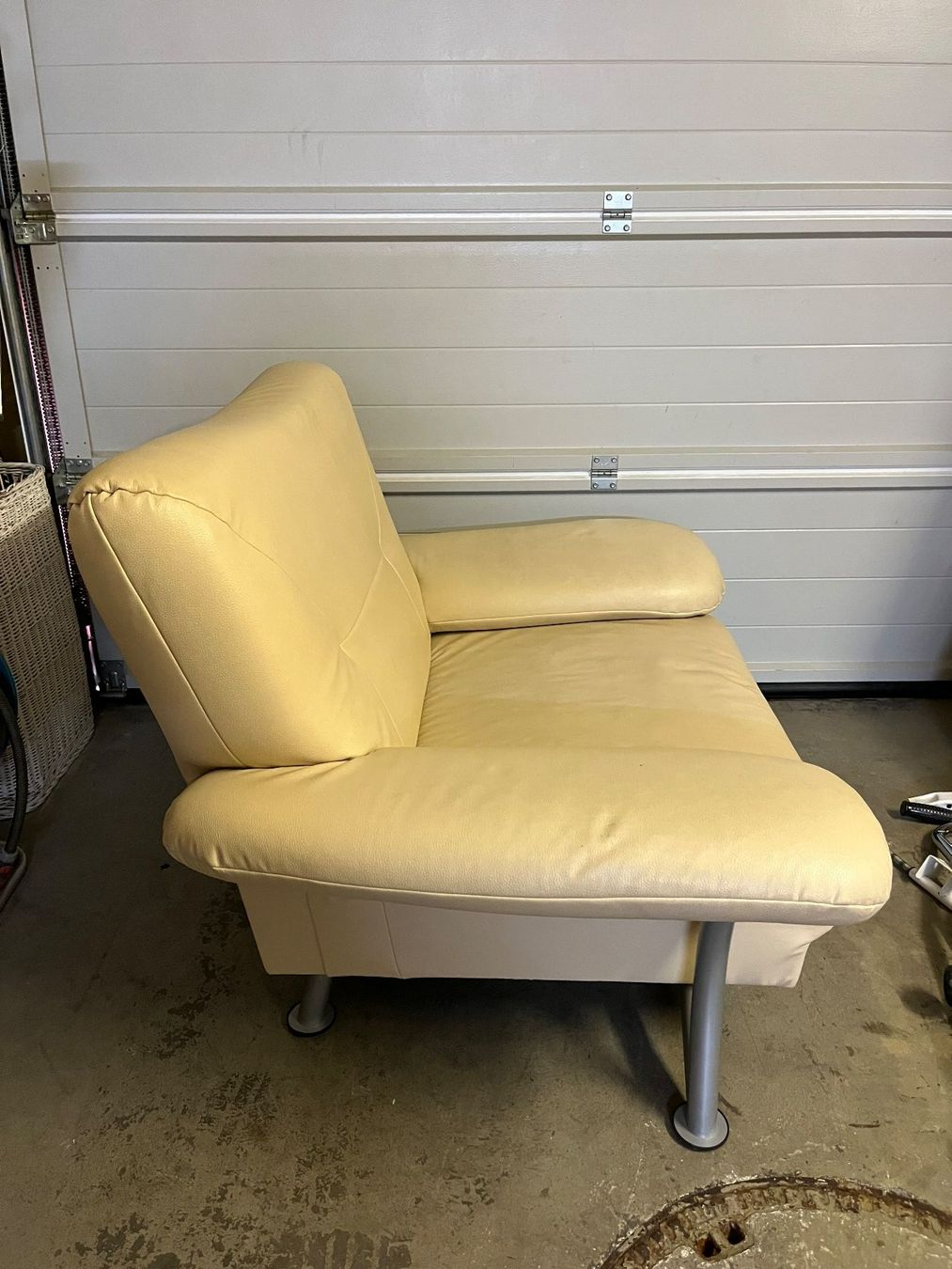 Sessel: Sessel – Gebraucht aus Rottenschwil von Bastelspass 1