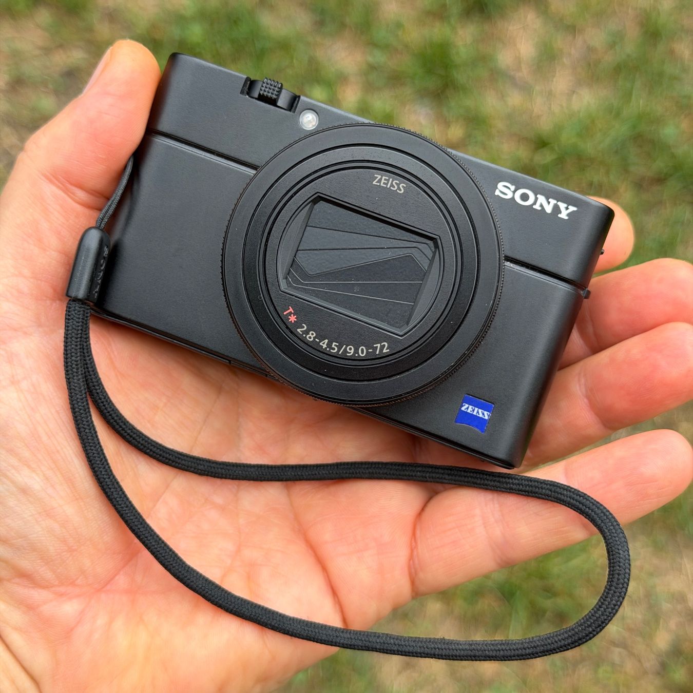 Sony Fotocamera: SONY RX100 VI 4K Compact camera 20.1MP 1" CMOS – Usato da Vésenaz venduto da Grailium 1