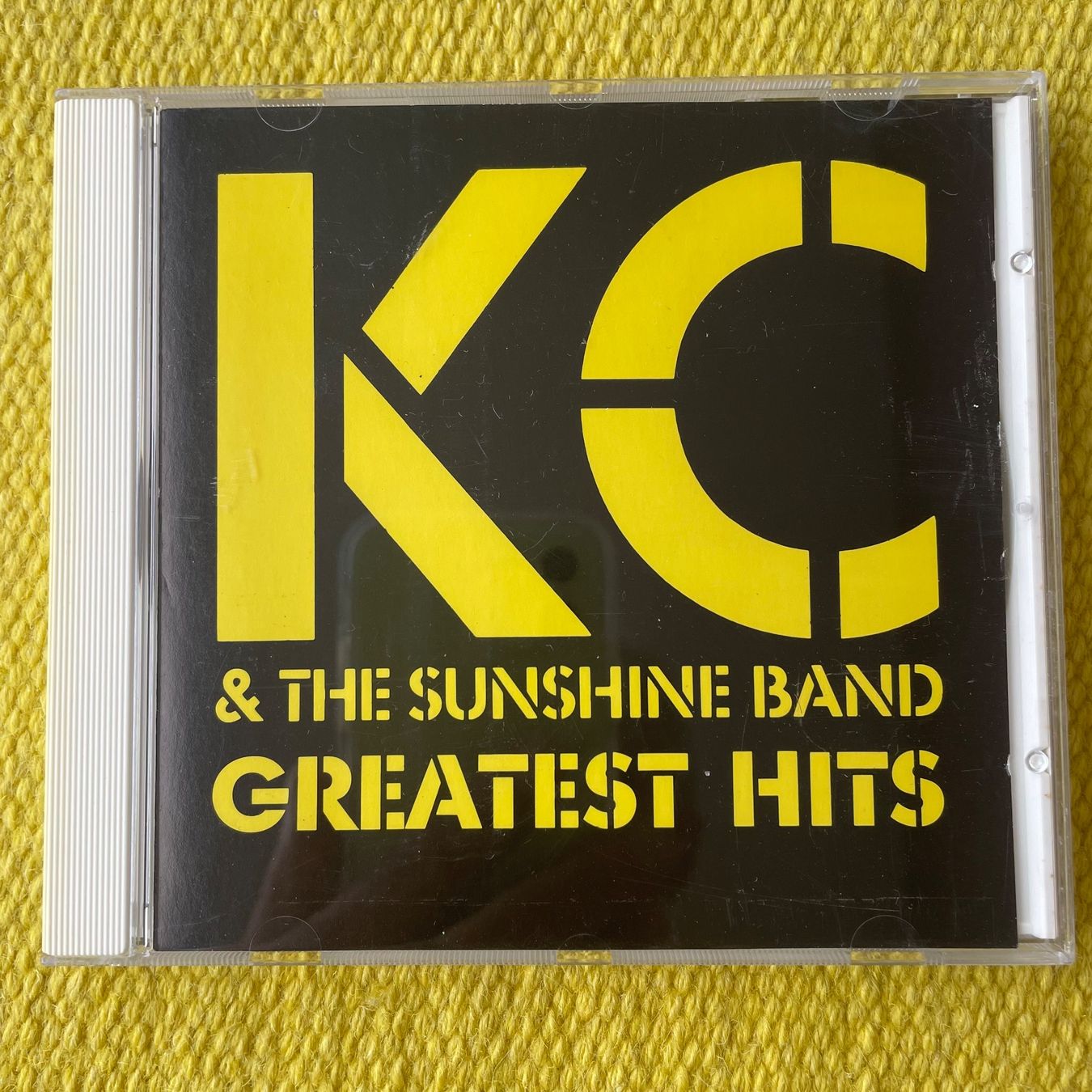 CD: KC&THE SUNSHINE BAND-GREATEST HITS – Usato da Rorschacherberg venduto da CD-Roli