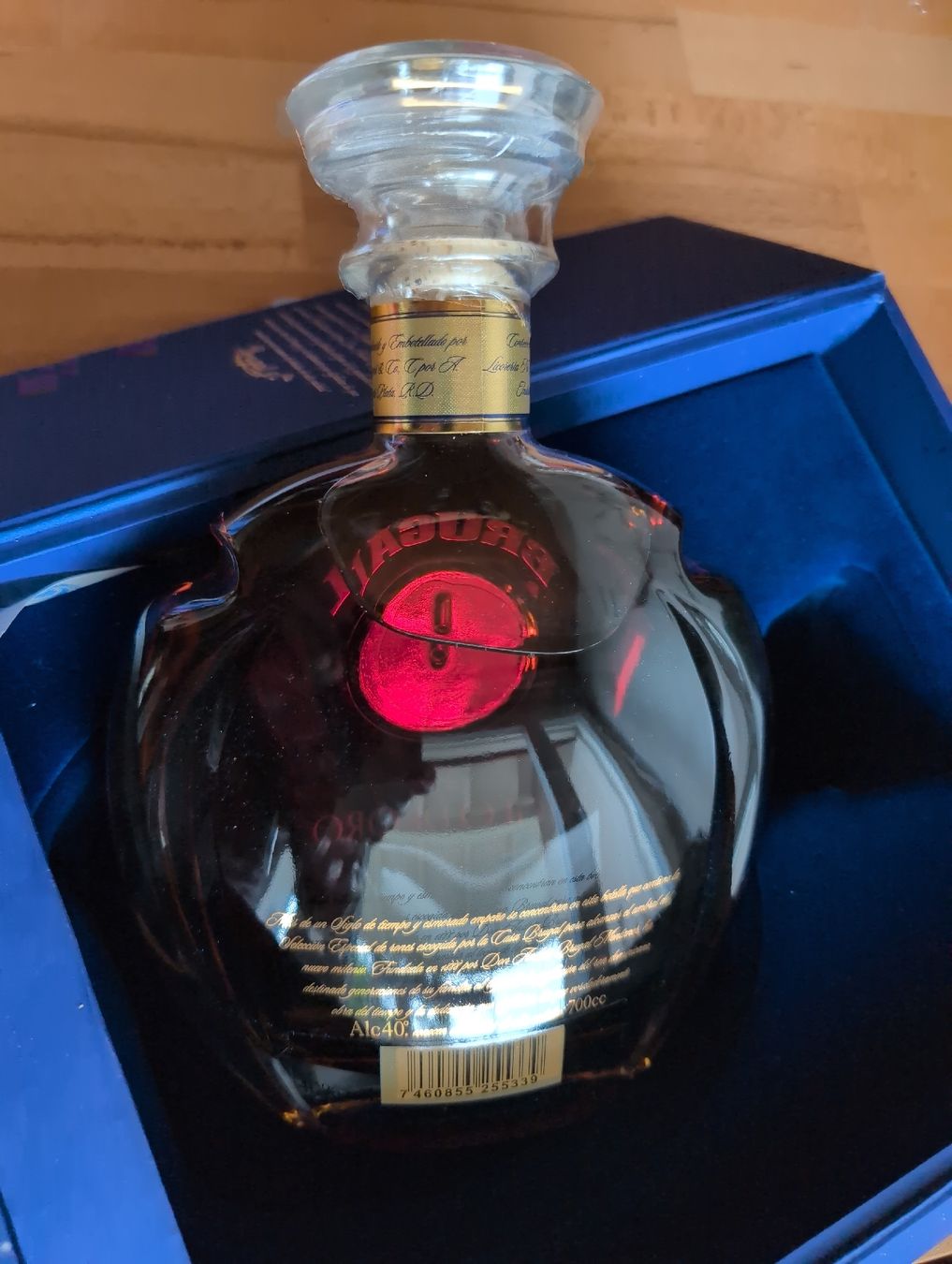 Brugal Bevande alcoliche: Brugal Siglo de Oro Rum, Sonderedition in Originalverpackug – Nuovo e nell'imballaggio originale da Waltenschwil venduto da Andy.Z01 3