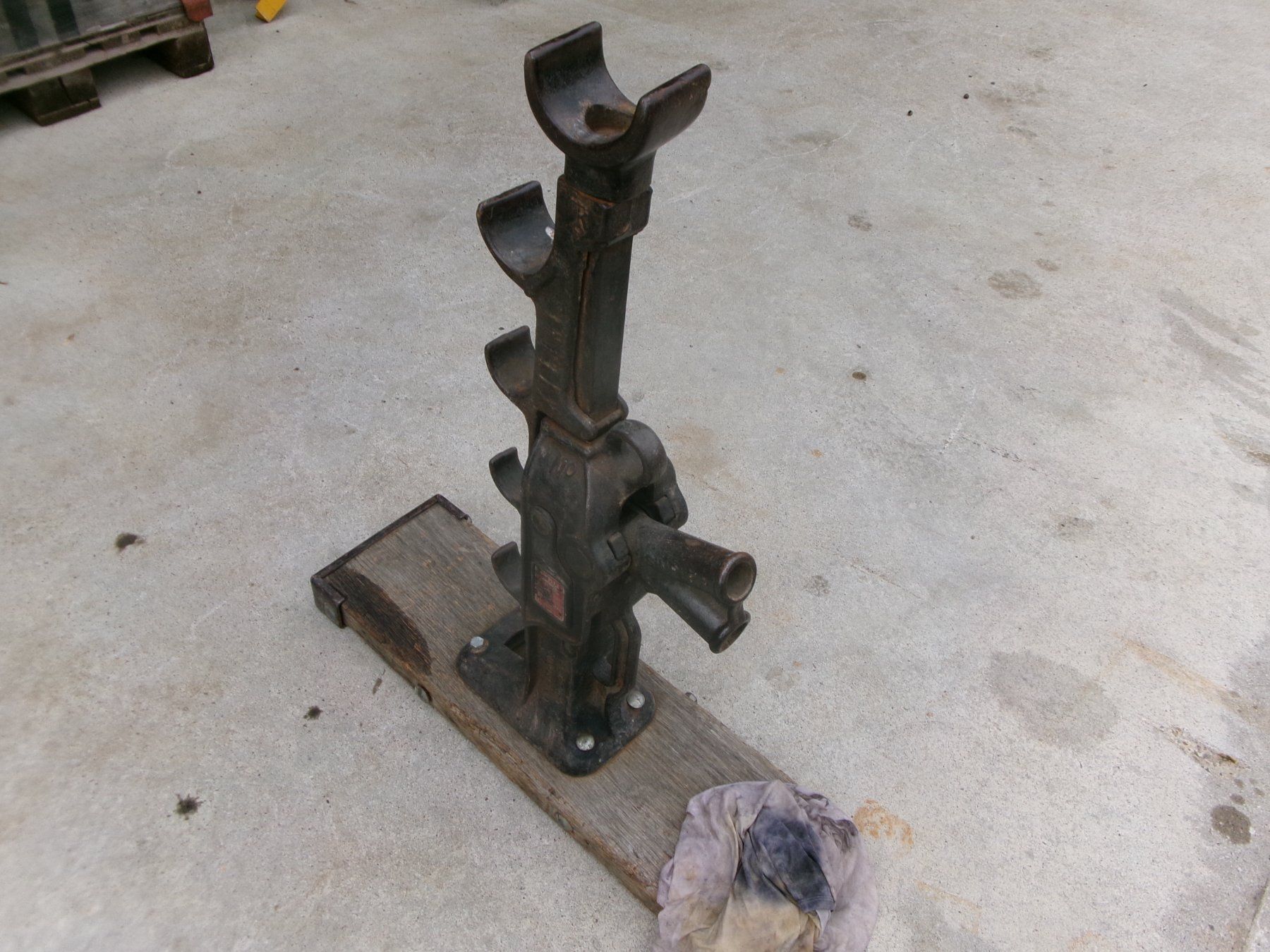 Metall- & Schlosserei Sonstiges: Simplex USA -Hebegerät  - Antike  Oldtimer - Technik – Gebraucht aus Eschenbach SG von GM-29