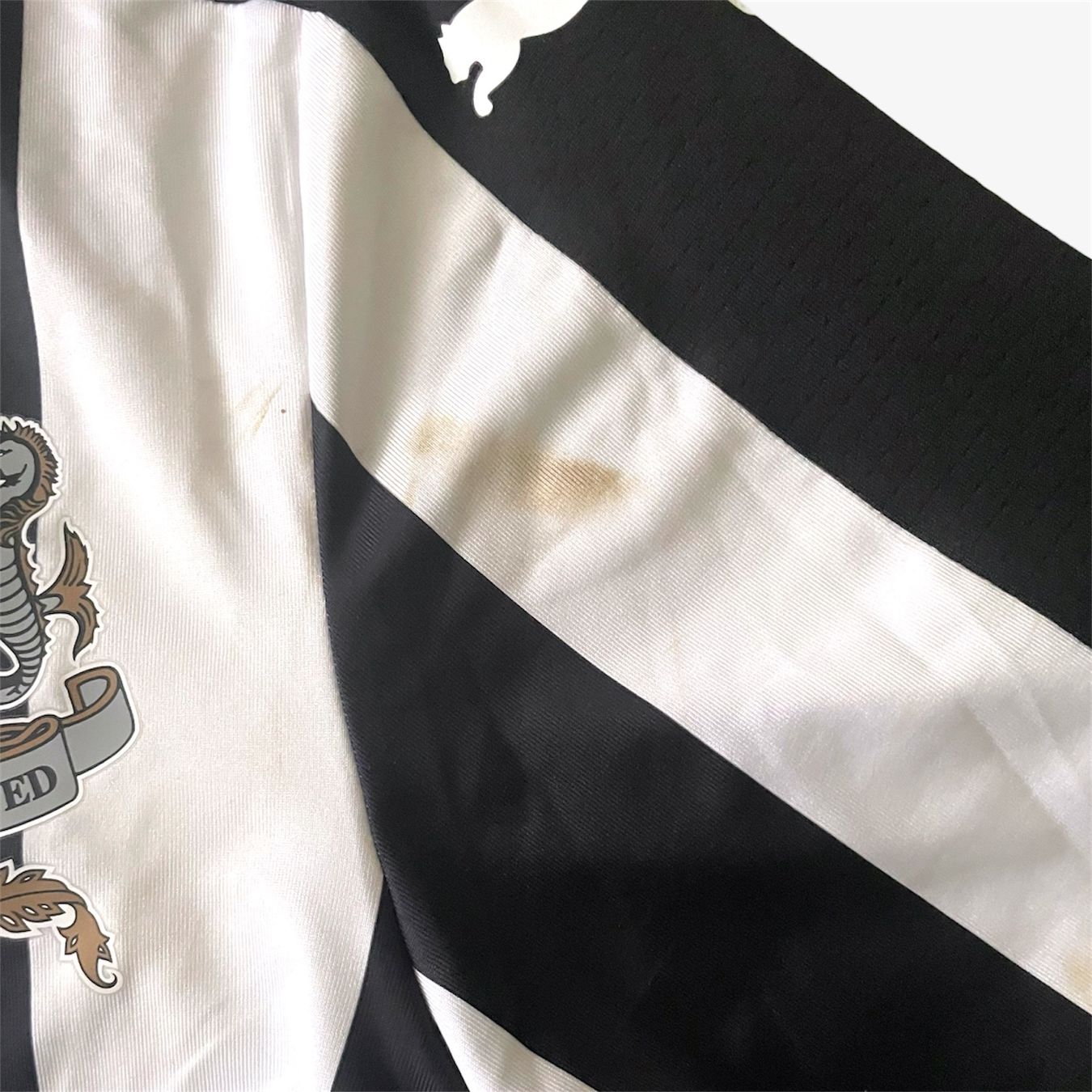 Puma Canottiere & Pantaloni: 2017-18 | Newcastle United (S) – Usato da Savièse venduto da TempsAdditionel 3