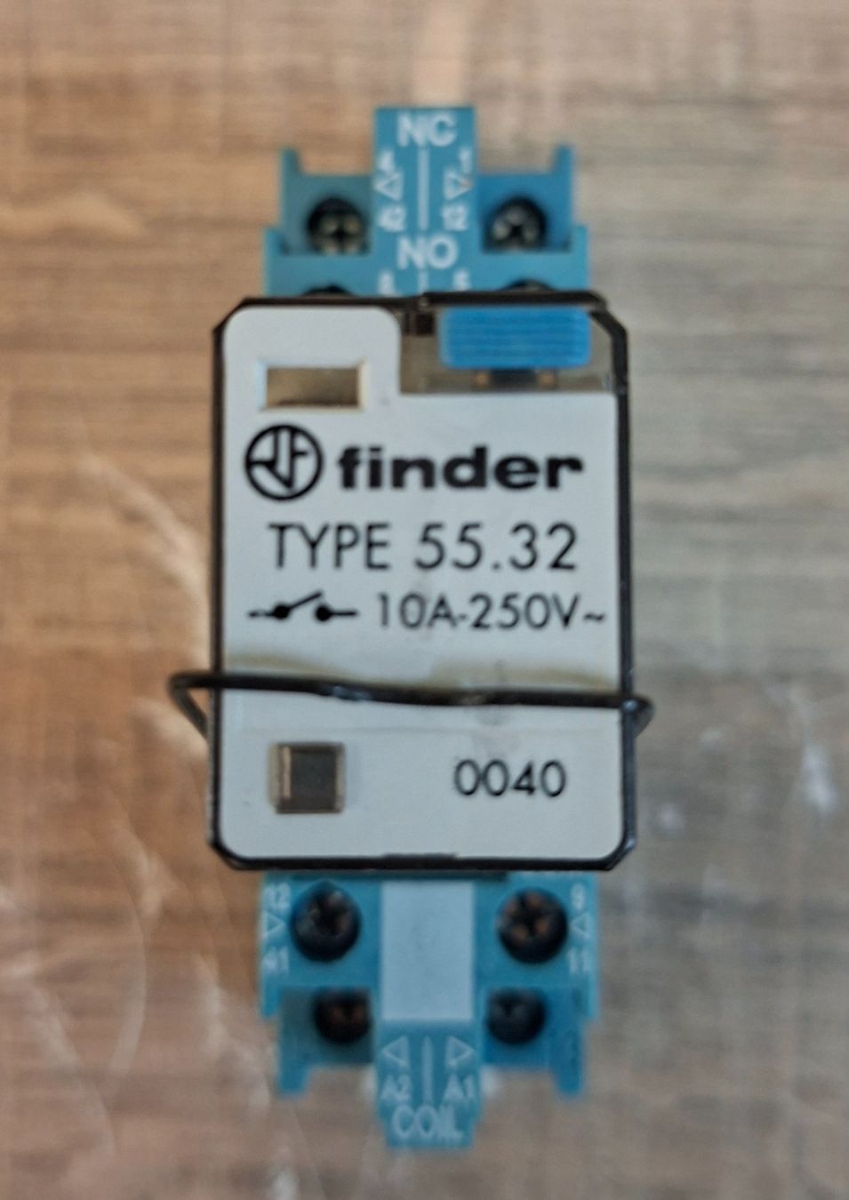 Componenti elettronici: Relais , Finder , 55.32. – Usato da Niedergösgen venduto da piccorx5 1