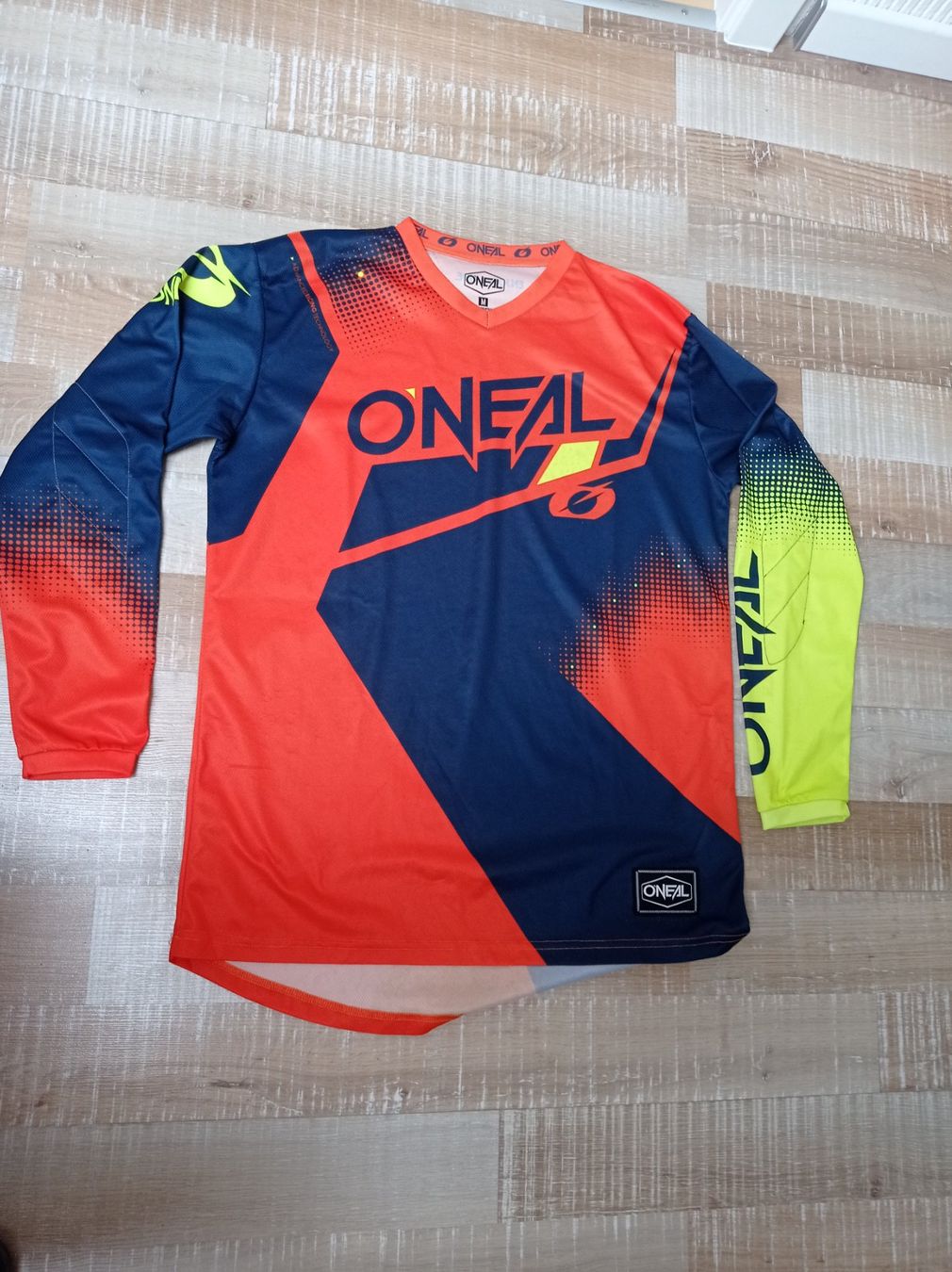 Canottiere & Pantaloni: O'Neal langarm Bikeshirt – Usato da Lützelflüh-Goldbach venduto da Knuesi0