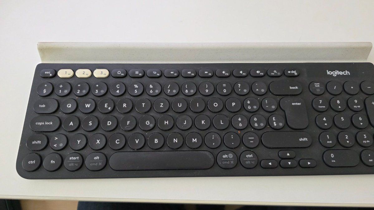 Logitech Tastiere: Logitech Tastatur K780 - Multy Device – Usato da Embrach venduto da Bele9 5