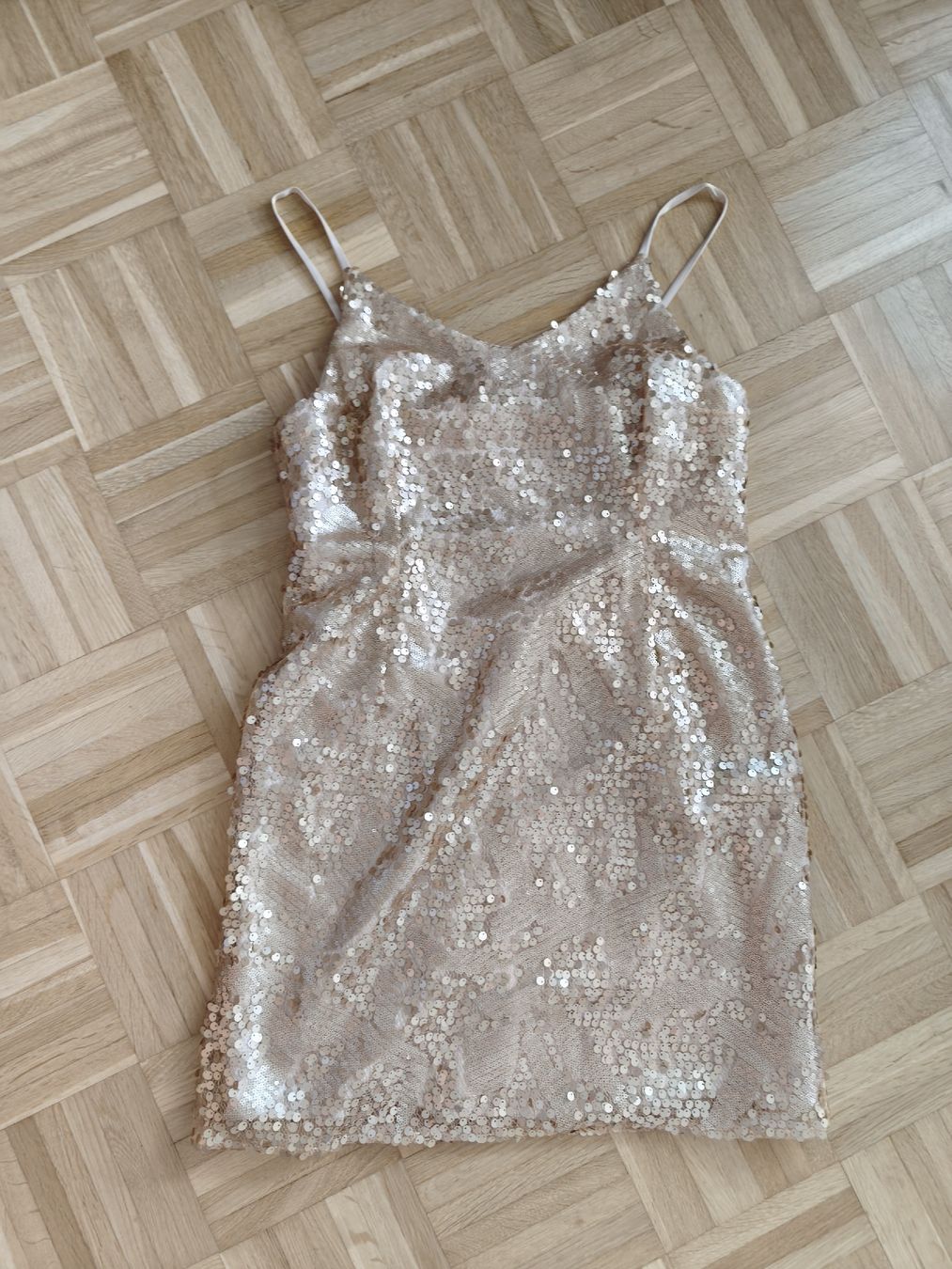 Vestiti: Palettenkleid Grösse 38/40, gold – Usato da Bern venduto da Tschu_Tschu