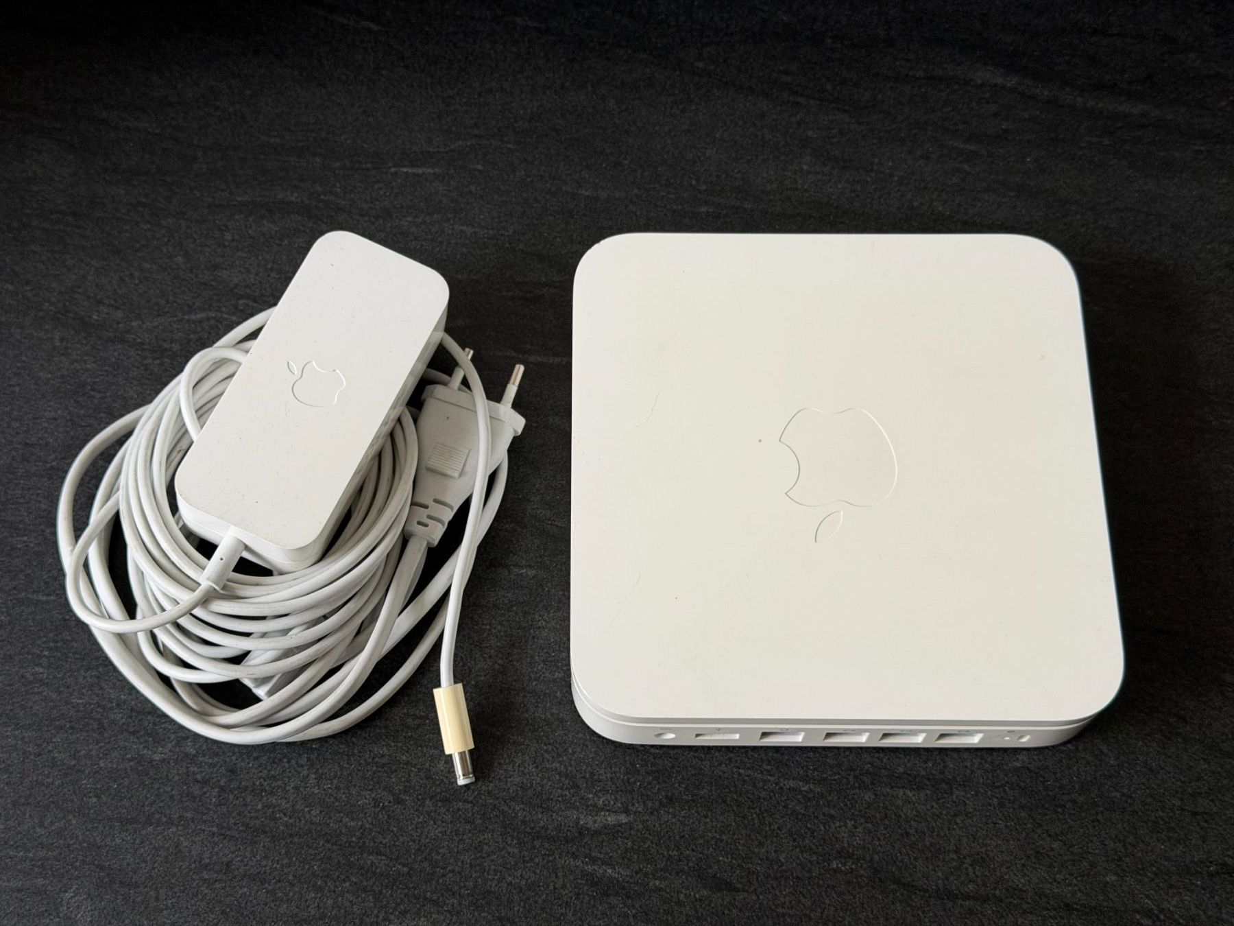 Apple Modem & Router: Airport Extreme Base Station – Usato da Renens VD venduto da BastienGenoux 1
