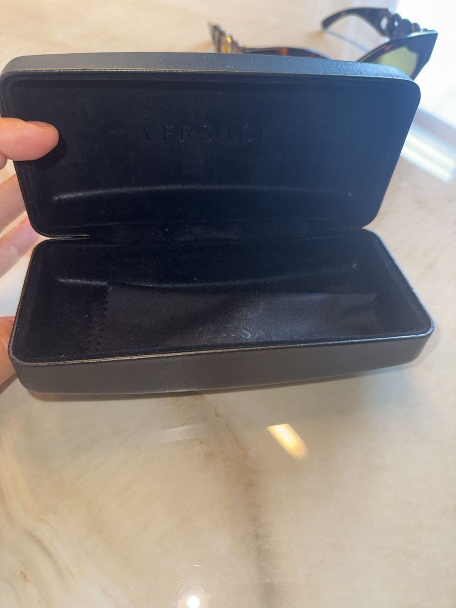 Versace Lunettes & Verres: Versace Cateye Sonnenbrille – D'occasion à Embrach par shila_03 6