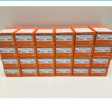 Dübel + Schrauben 5x40 – 2400 Stück – NEU – Gesamtpaket