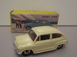 DINKY TOYS FIAT 600D  -  520