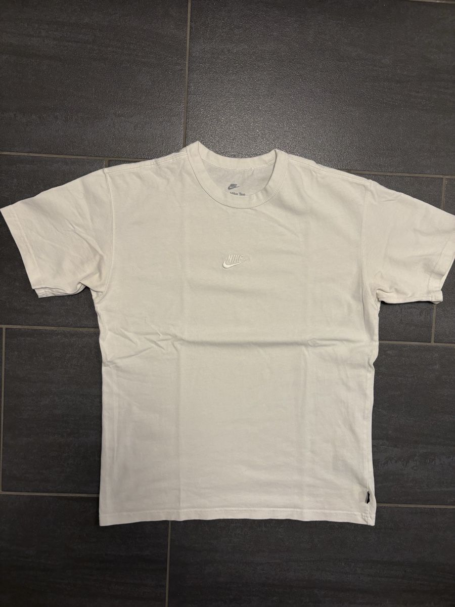 Nike T-shirt: Vintage Oversized The Nike Tee S – Usato da Rümlang venduto da svent 2