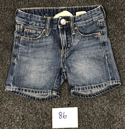 Kurze Jeans-Hose Grösse 86