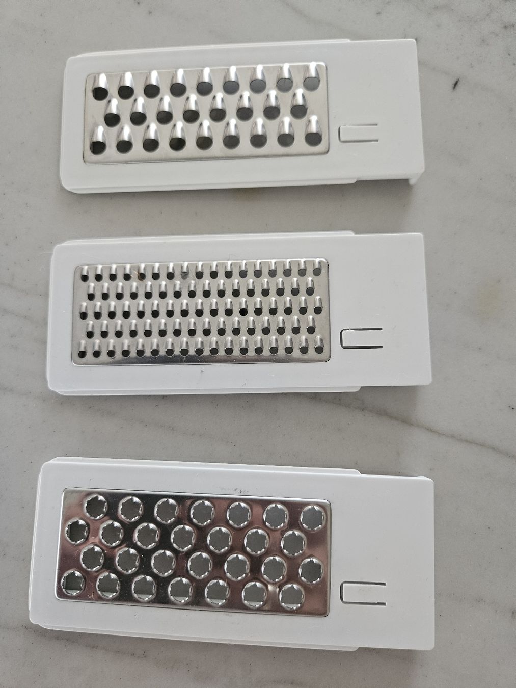 Elettrodomestici da cucina: 7-teiliges Gemüseschneider Set Mandoline Weiss  – Usato da Kloten venduto da Tacha_gb 2