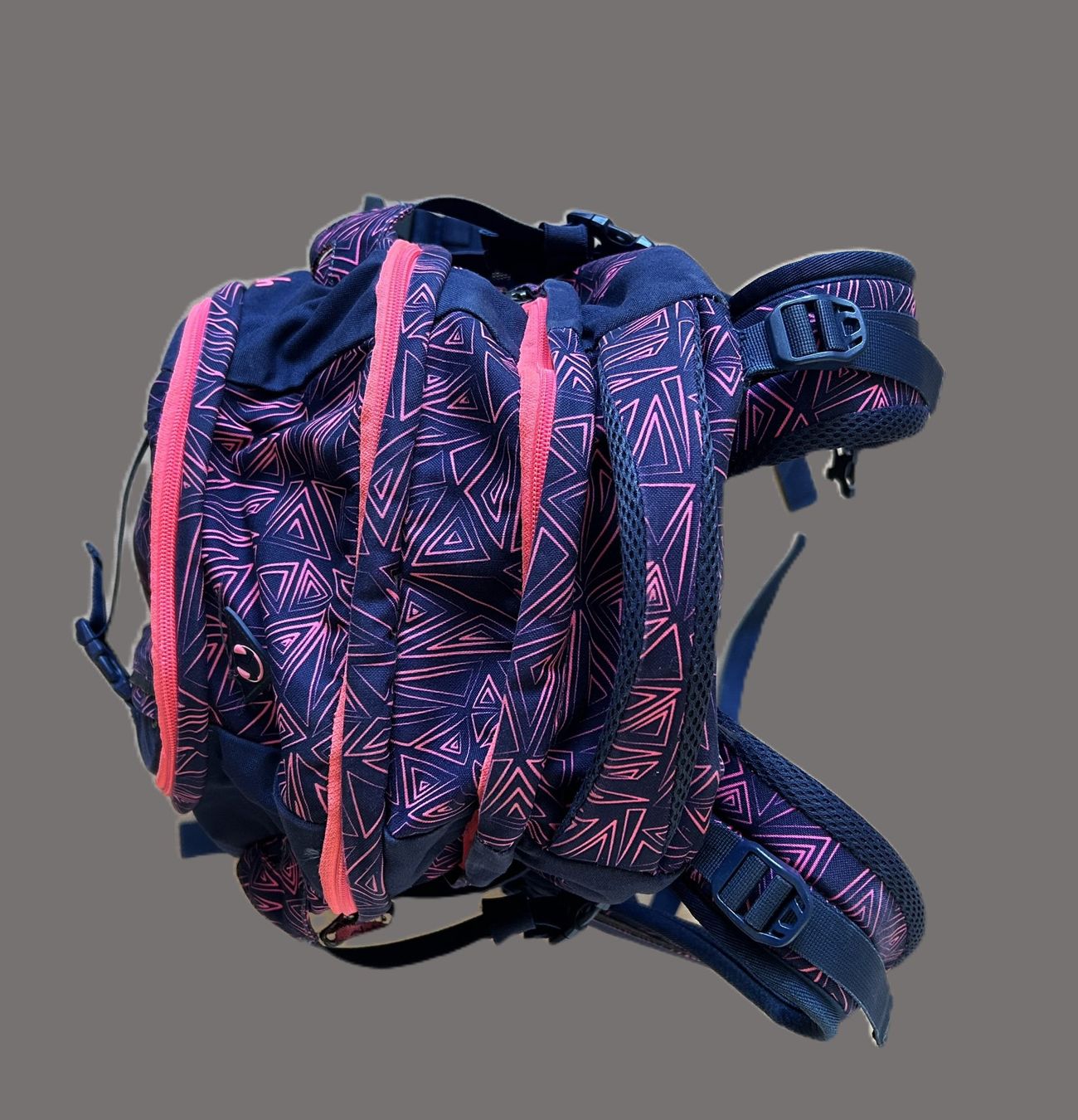 Satch Kindertaschen: Satch Schulrucksack Pink Bermuda – Gebraucht aus Wolfhausen von Mondschii 4