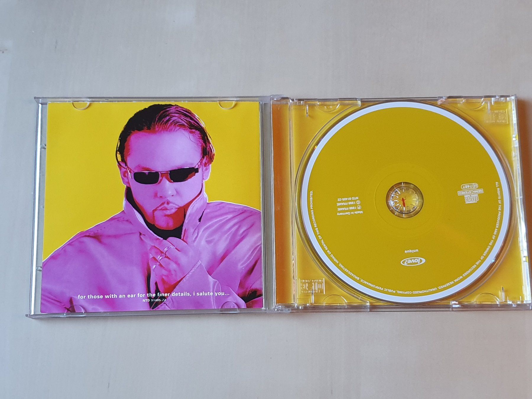 CDs: Love? unique – Gebraucht aus Stansstad von collectorsshop 2