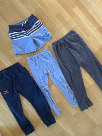 Jungen Hosen 134/140