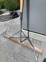 Belagschieber mit Holzstiel