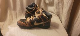Nike SB Dunk High RX-0 Unicorn Gundam 02 Banshee d'occasion