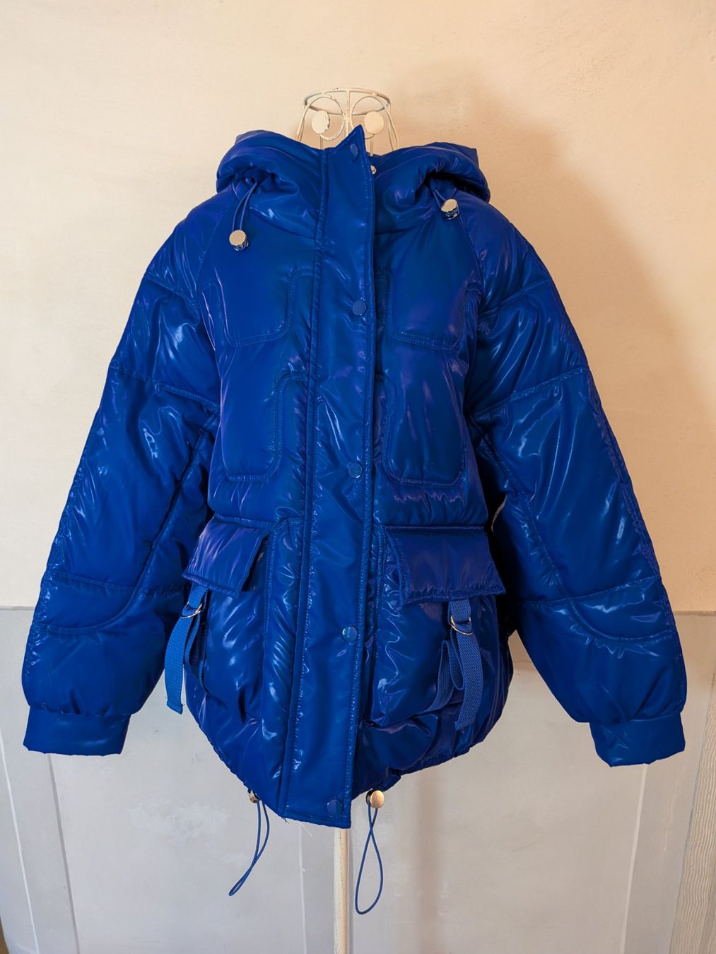 Giacche: Blau schimmernde Winterjacke - Grösse M – Usato da Dietfurt venduto da Subforce1853